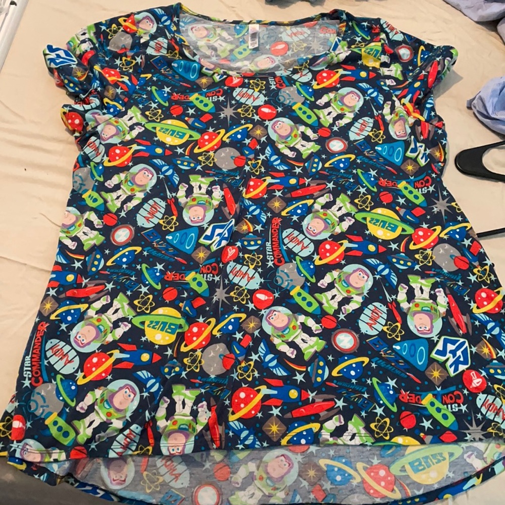 Lula roe shirt